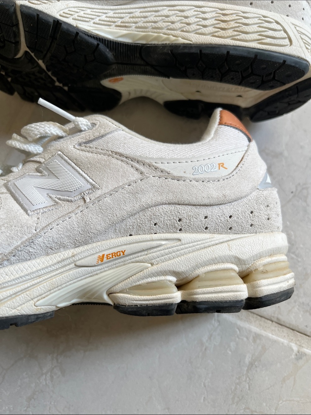 New Balance 2002R 'Reflection Sepia' White Running Athletic Sneakers Size 8.5 - Picture 4 of 8
